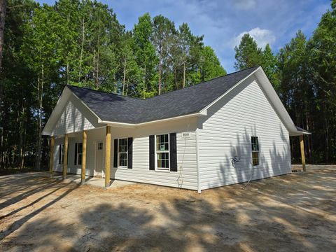 Single Family Residence in Holly Hill SC 800 Toney Bay Road.jpg