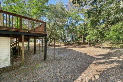 A home in Edisto Beach