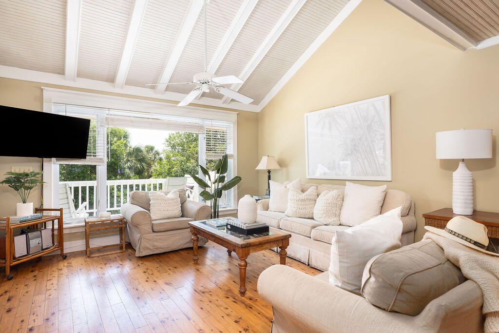 30 Beachside Drive