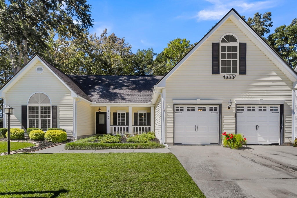 Photo of 9166 Markleys Grove Boulevard, Summerville, SC 29485 (MLS # 26027857)
