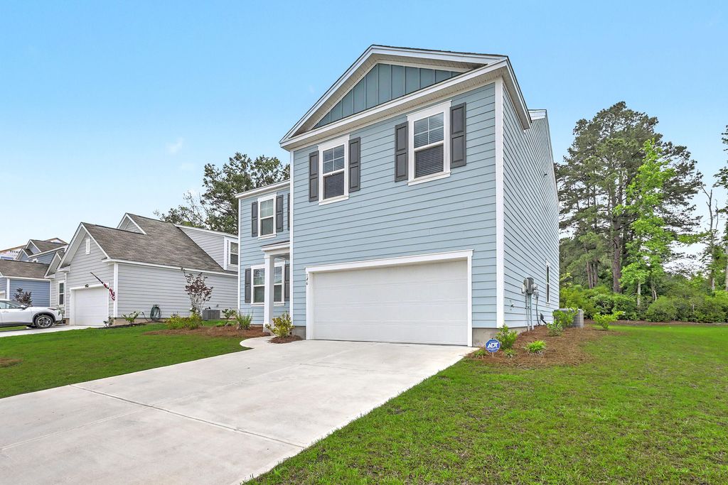 Photo of 146 Morning View Way, Moncks Corner, SC 29461 (MLS # 26013681)