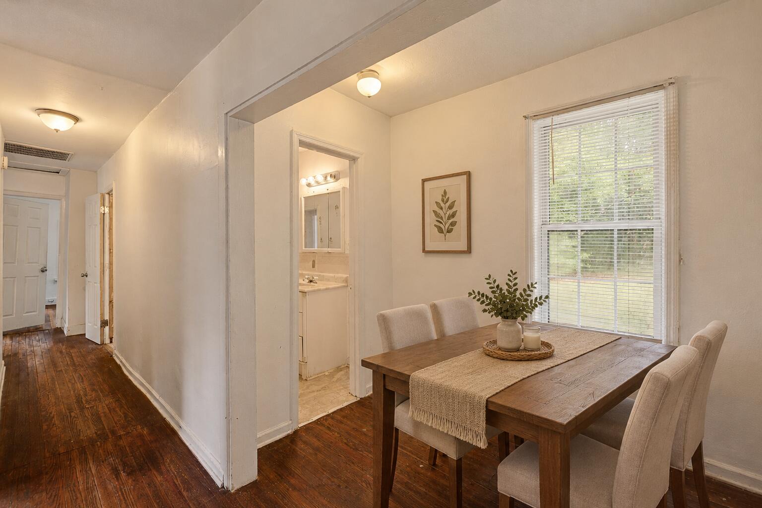 2202 S Carolina 61