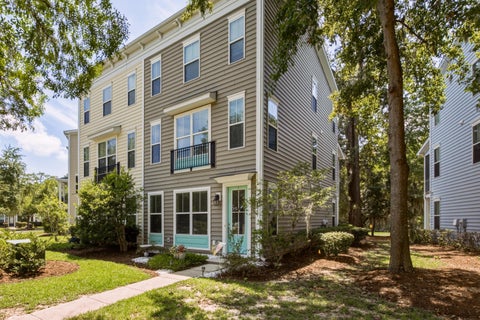 Photo of 1581 Bluewater Way, Charleston, SC 29414 (MLS # 26021135)