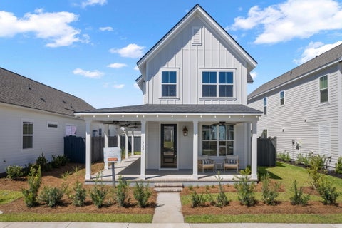 Photo of 512 Ivy Green Lane, Summerville, SC 29486 (MLS # 26012376)