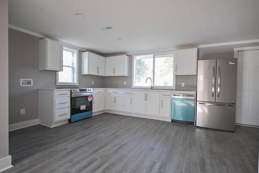 Photo of 460 Bay Street, Elloree, SC 29047 (MLS # 26011182)