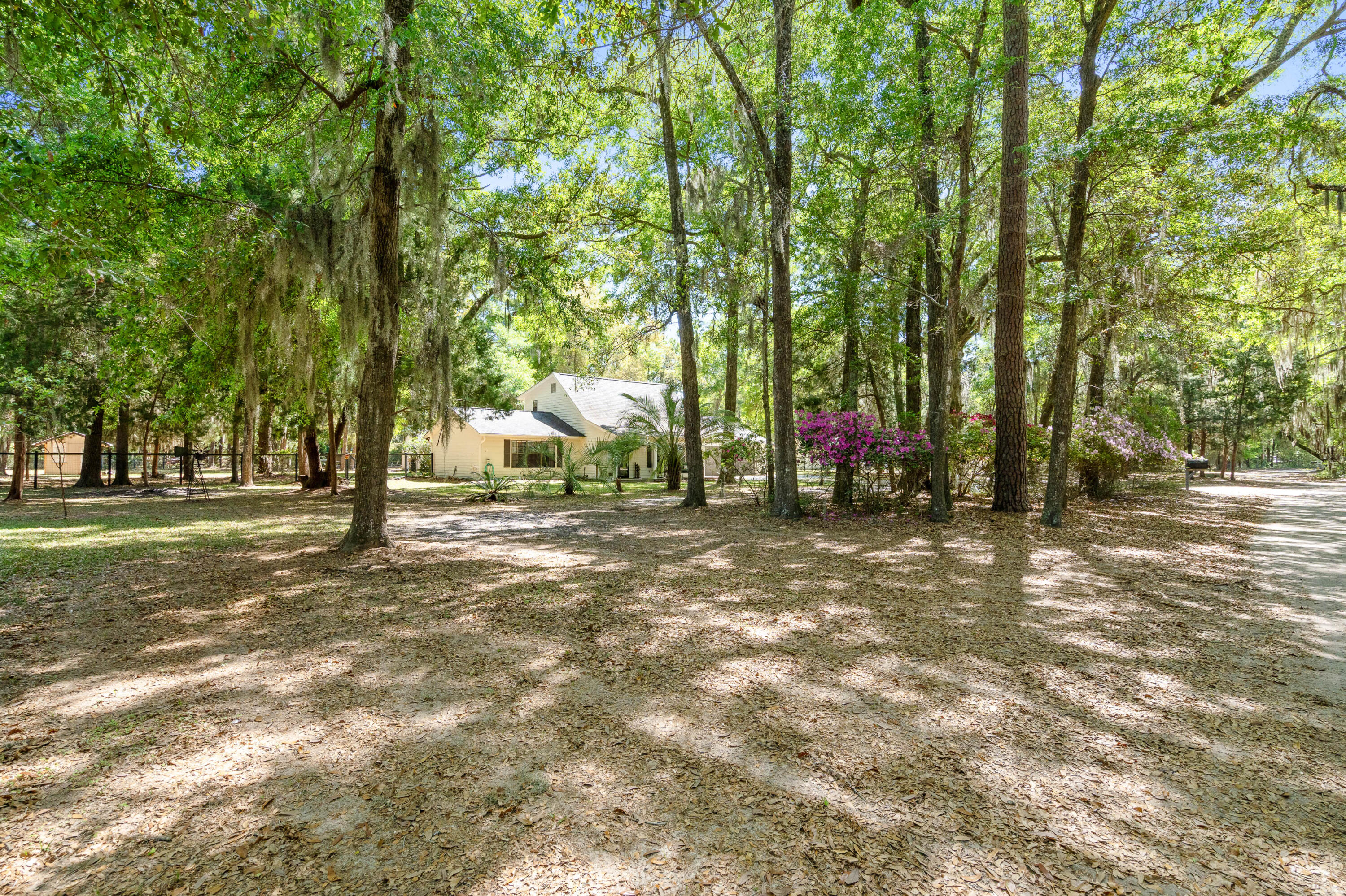 32 W Cedar Road
