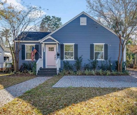Photo of 255 W. Poplar Street, Charleston, SC 29403 (MLS # 26000798)