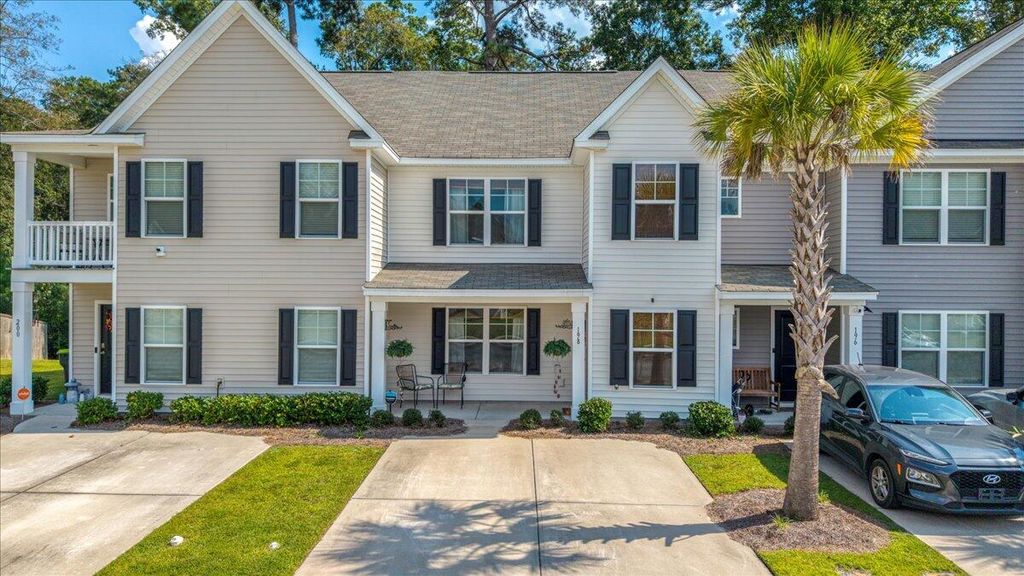 Photo of 198 Spencer Circle, Summerville, SC 29485 (MLS # 25025485)