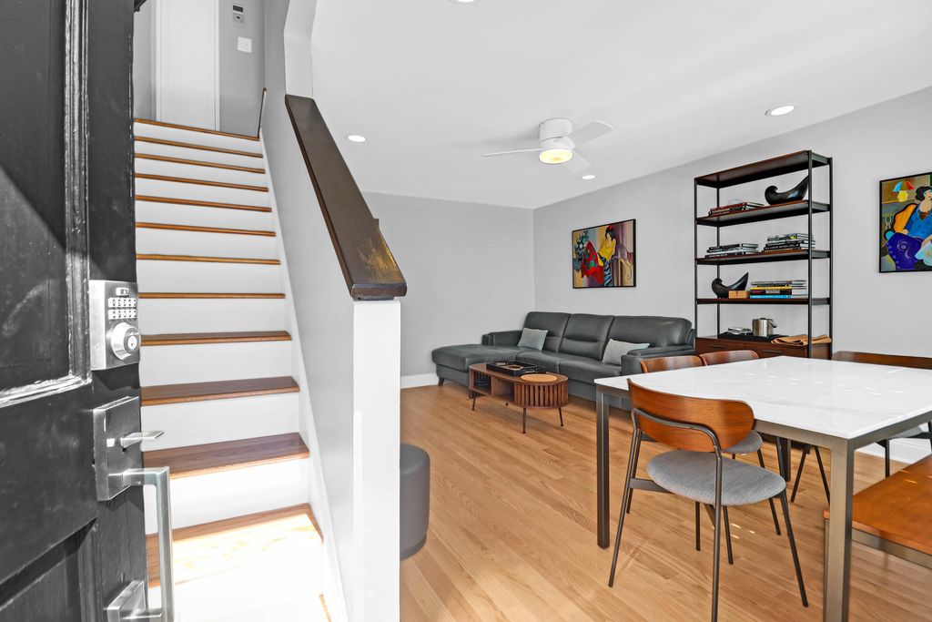 Photo of 12 George Street #3-B, Charleston, SC 29401 (MLS # 26001511)