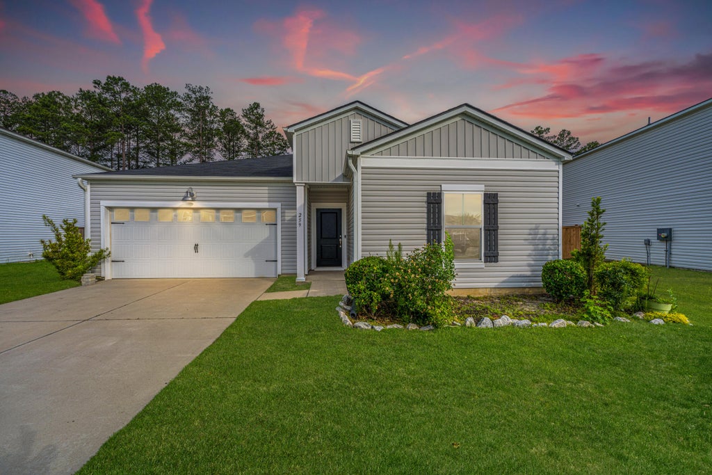 Photo of 259 Firewheel Court, Summerville, SC 29486 (MLS # 26024518)