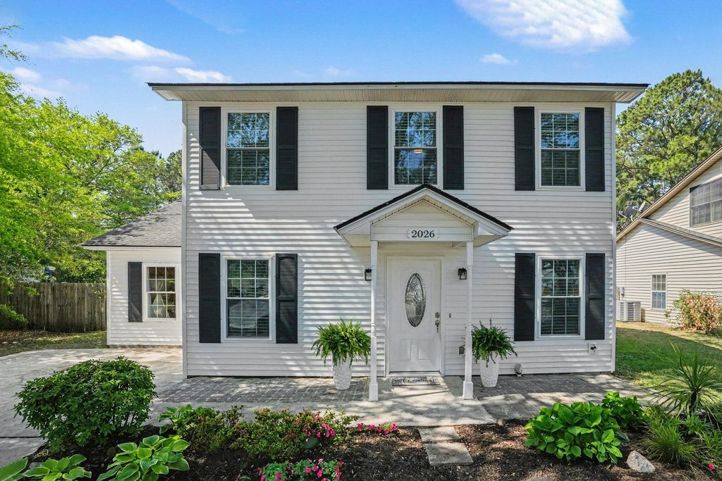 Photo of 2026 Armory Drive, Mount Pleasant, SC 29466 (MLS # 26011516)