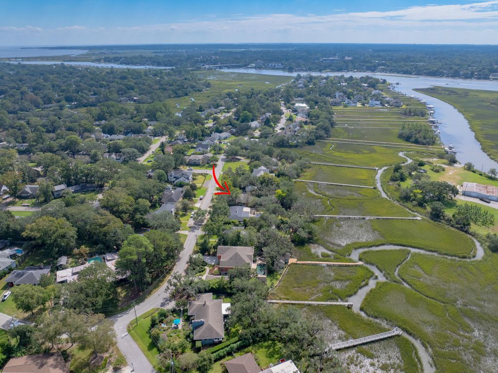 Photo of 68 Chadwick Drive, Charleston, SC 29407 (MLS # 25027994)