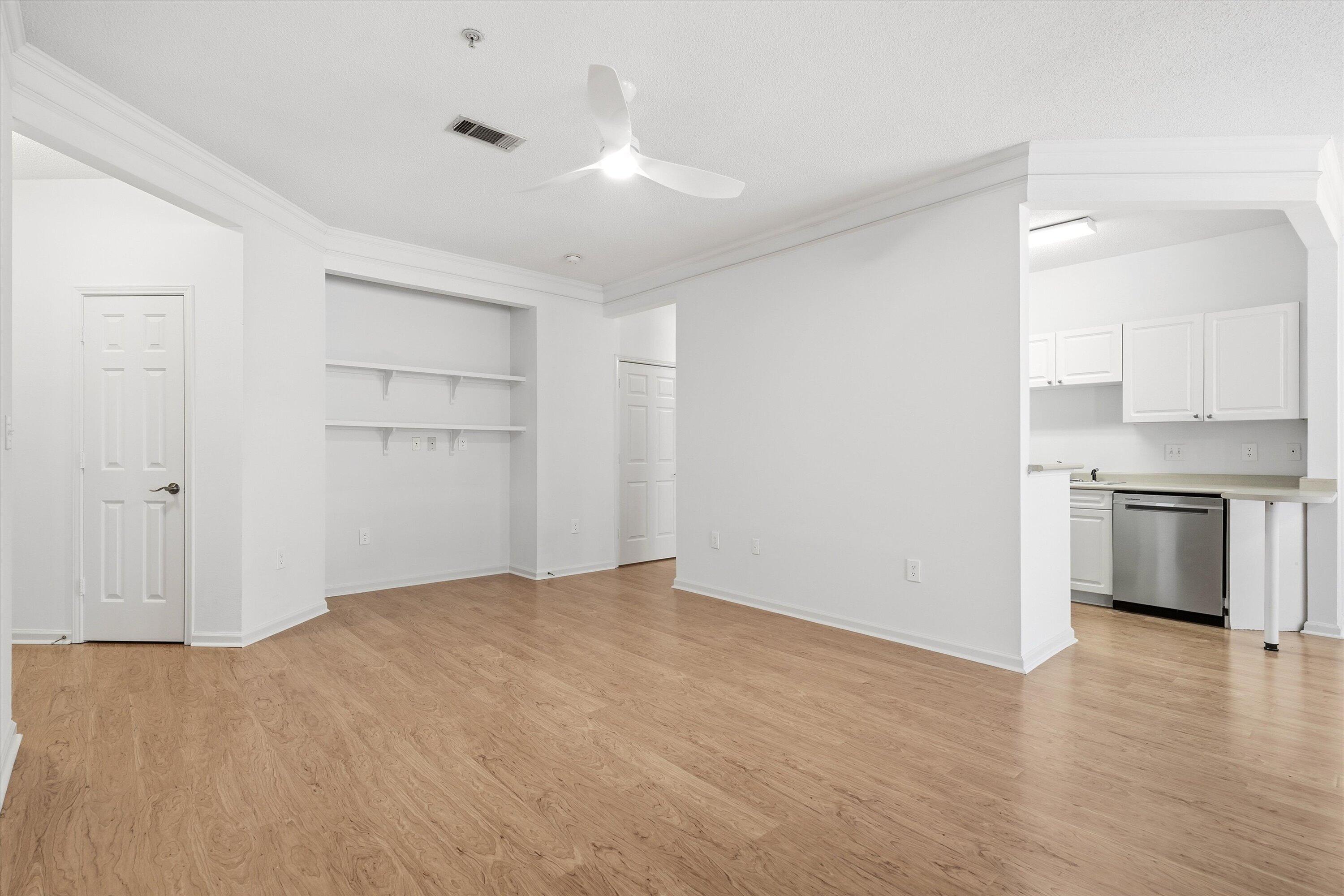 2217 Chatelain Way