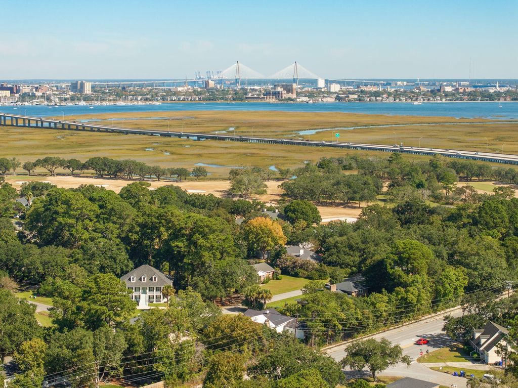 Photo of 1483 Burningtree Road, Charleston, SC 29412 (MLS # 25028975)