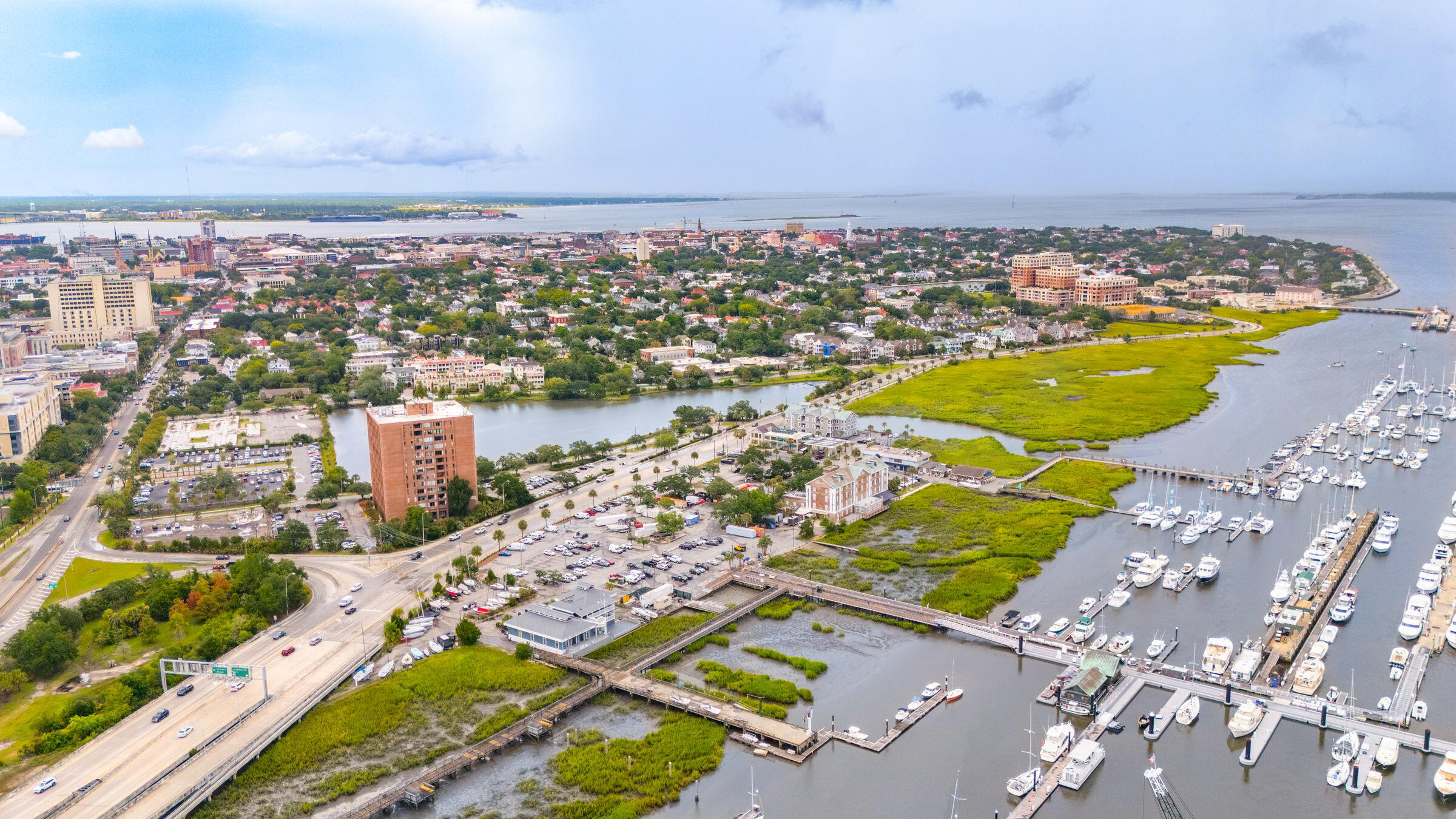 View Charleston, SC 29401 property