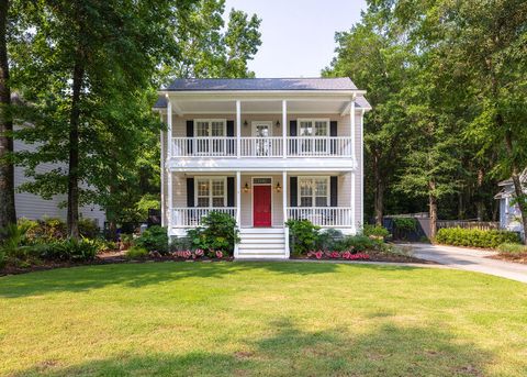 Photo of 1116 Sea Island Crossing Lane, Mount Pleasant, SC 29464 (MLS # 25015435) Photo of 1116 Sea Island Crossing Lane, Mount Pleasant, SC 29464 (MLS # 25015435)