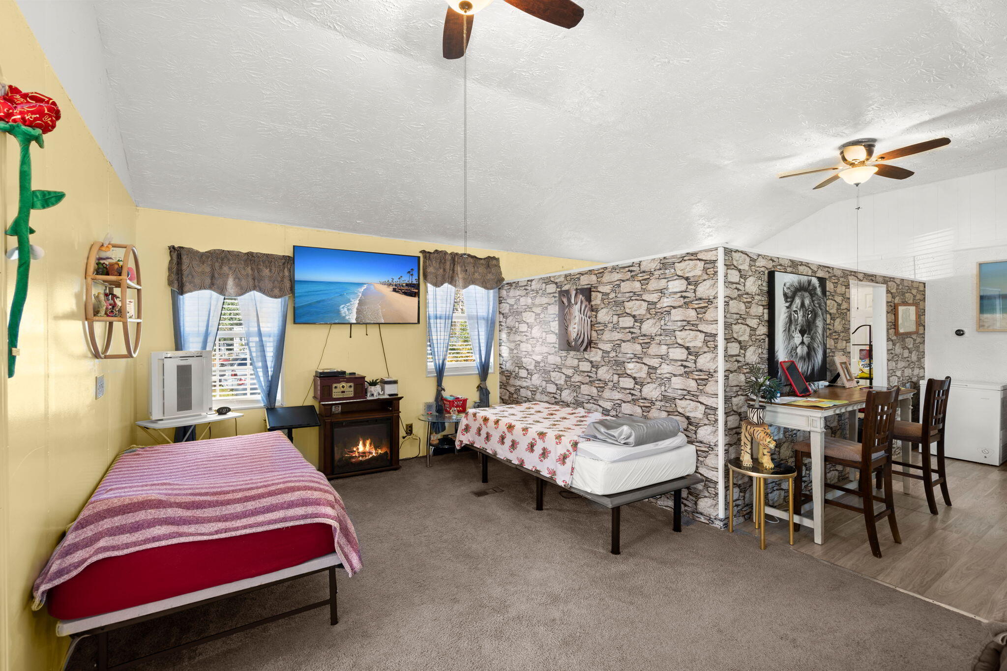 11341 Cottageville Highway