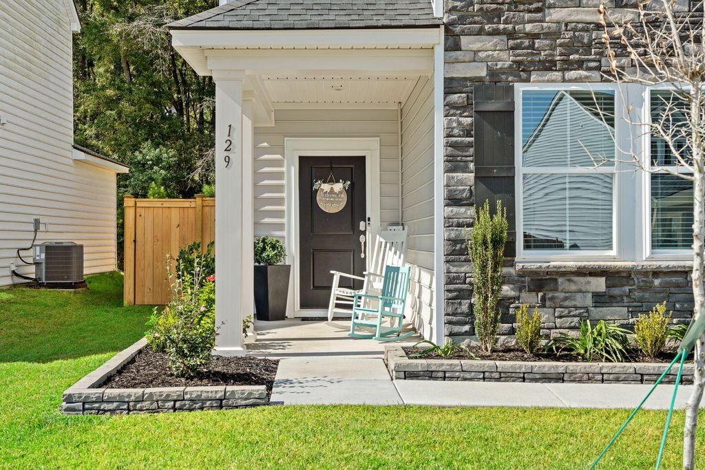 Photo of 129 Camellia Bloom Drive, Moncks Corner, SC 29461 (MLS # 25029629)