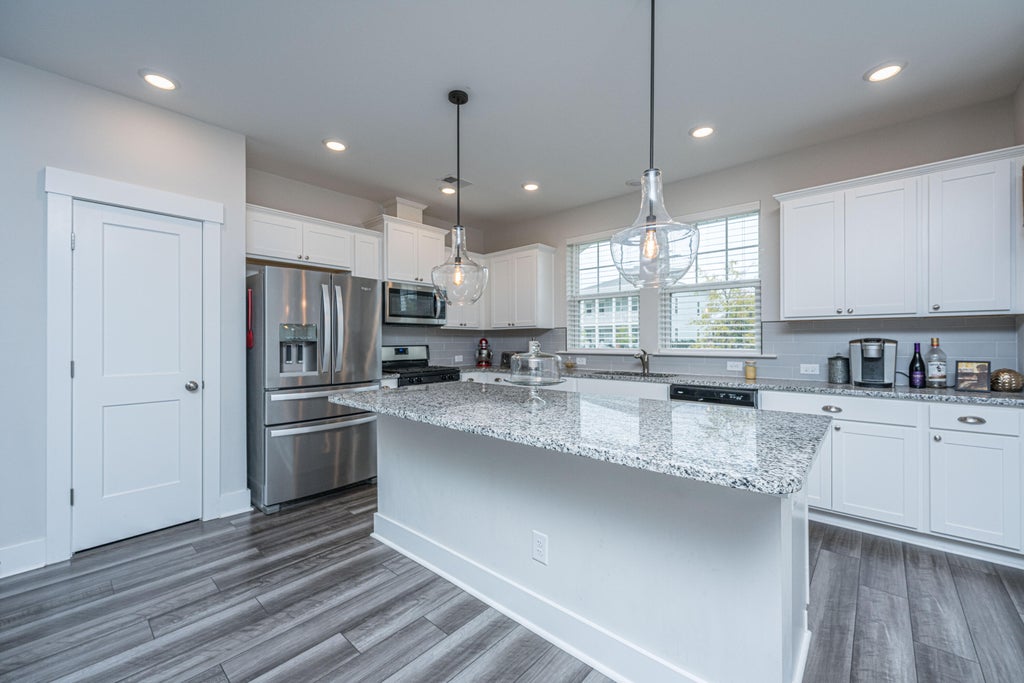 Photo of 146 Helena Park Drive, Summerville, SC 29486 (MLS # 26028020)