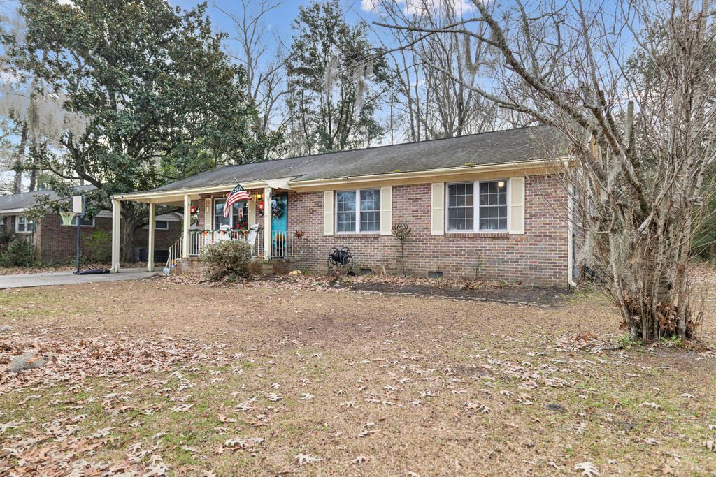 Photo of 4721 S Constellation Drive, North Charleston, SC 29418 (MLS # 26001660)