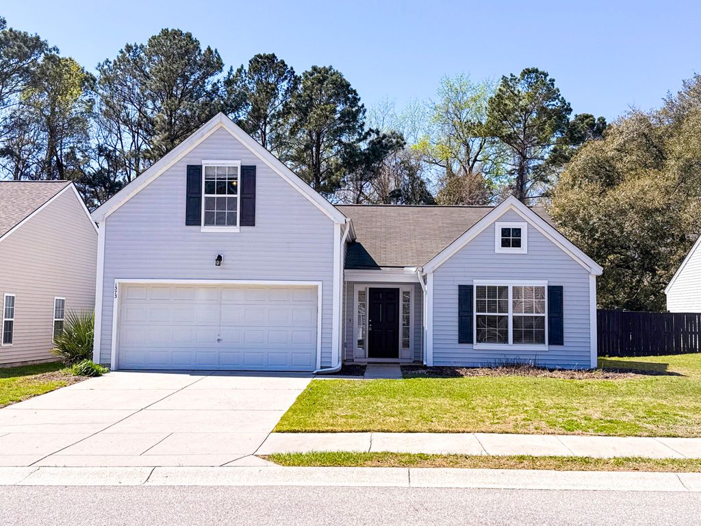 Photo of 1373 Palm Cove Drive, Charleston, SC 29492 (MLS # 26007141)