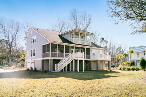 A home in Mount Pleasant