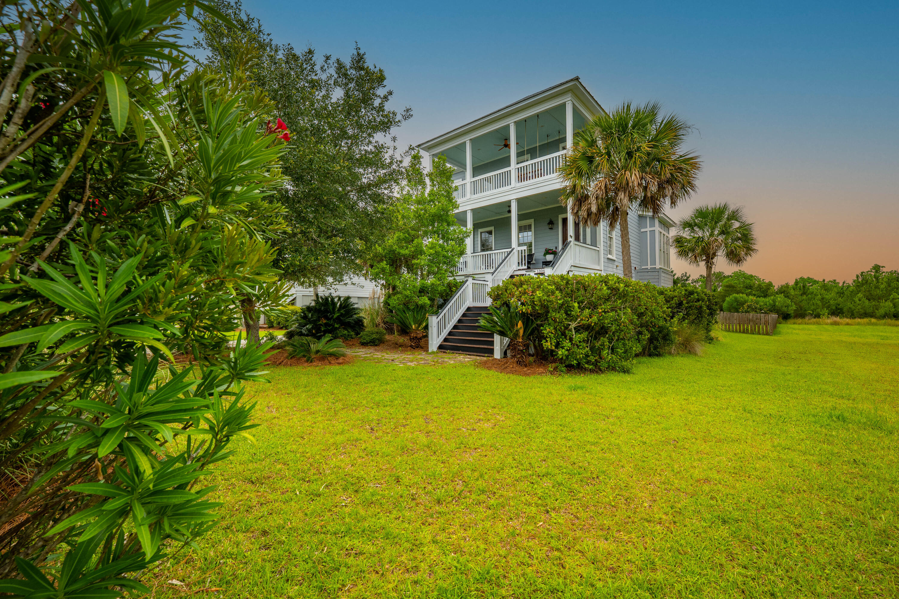 1306 Chardon Commons