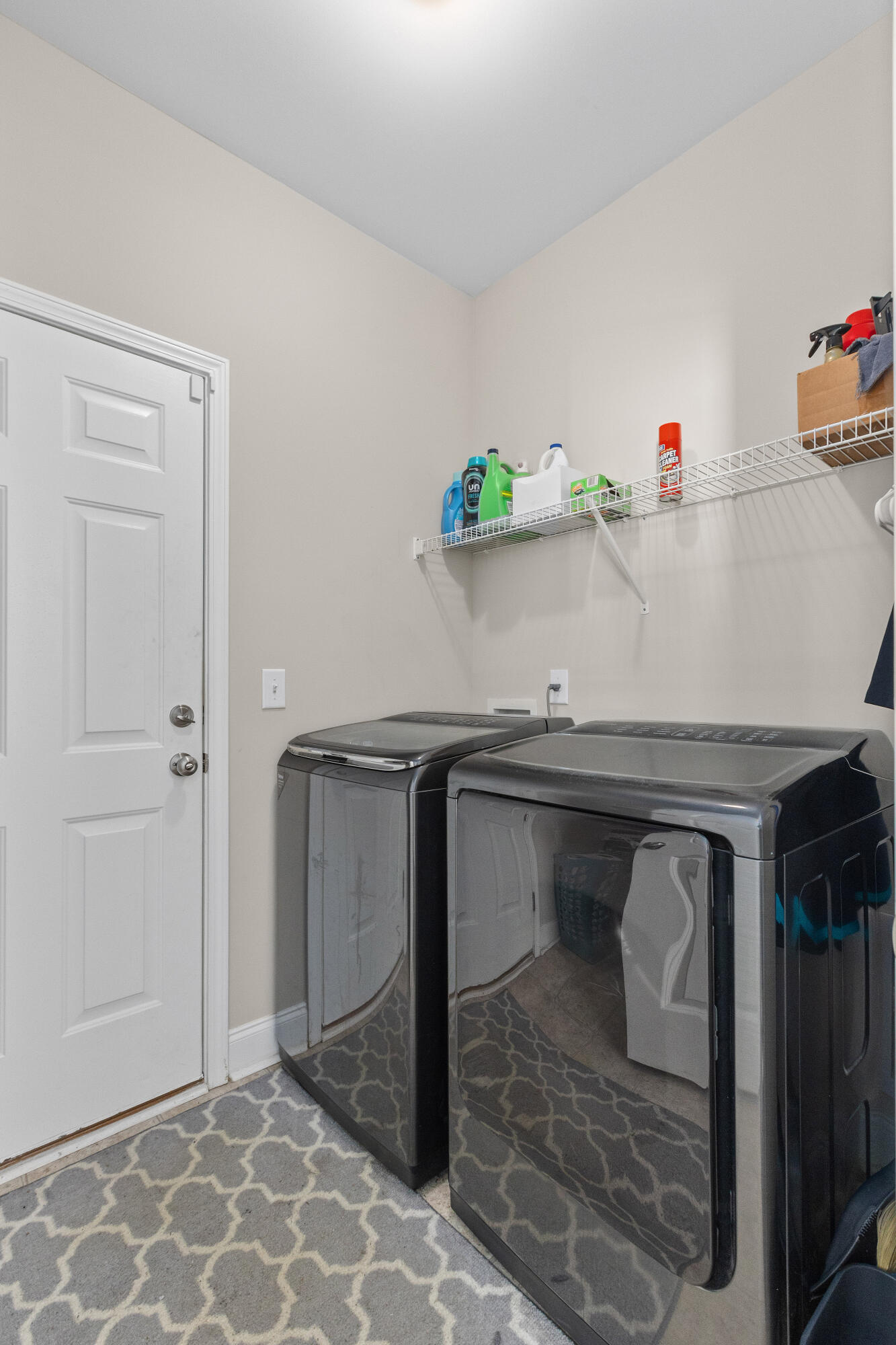 3902 Poplar Grove Place