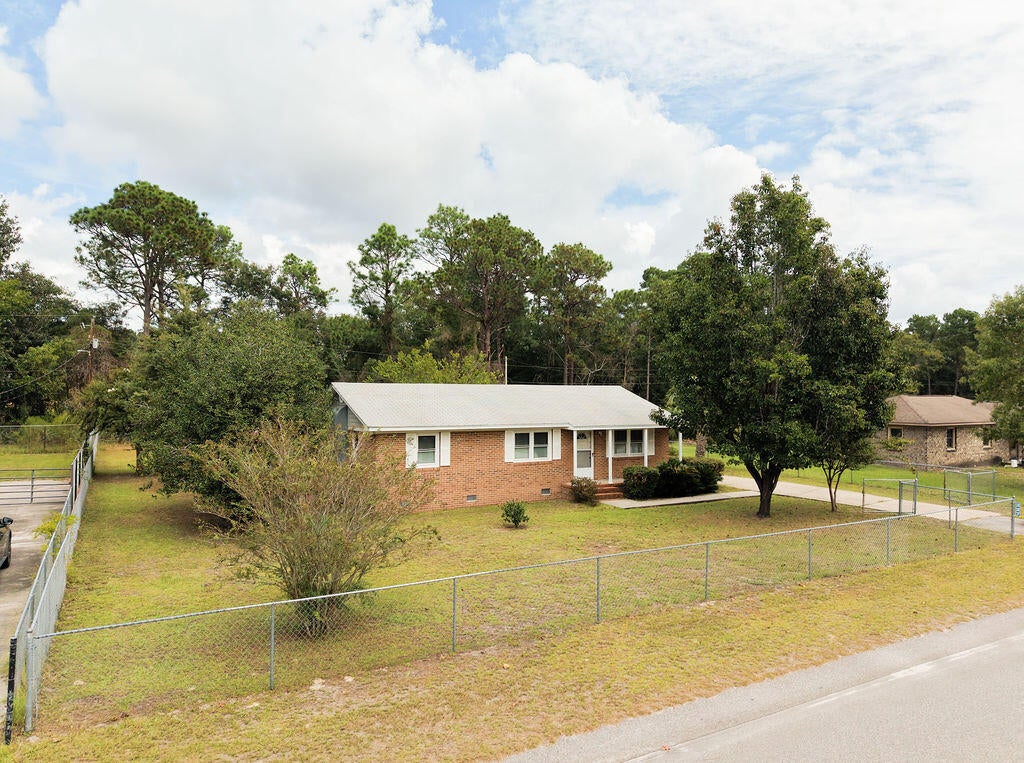 227 Carolina Circle
