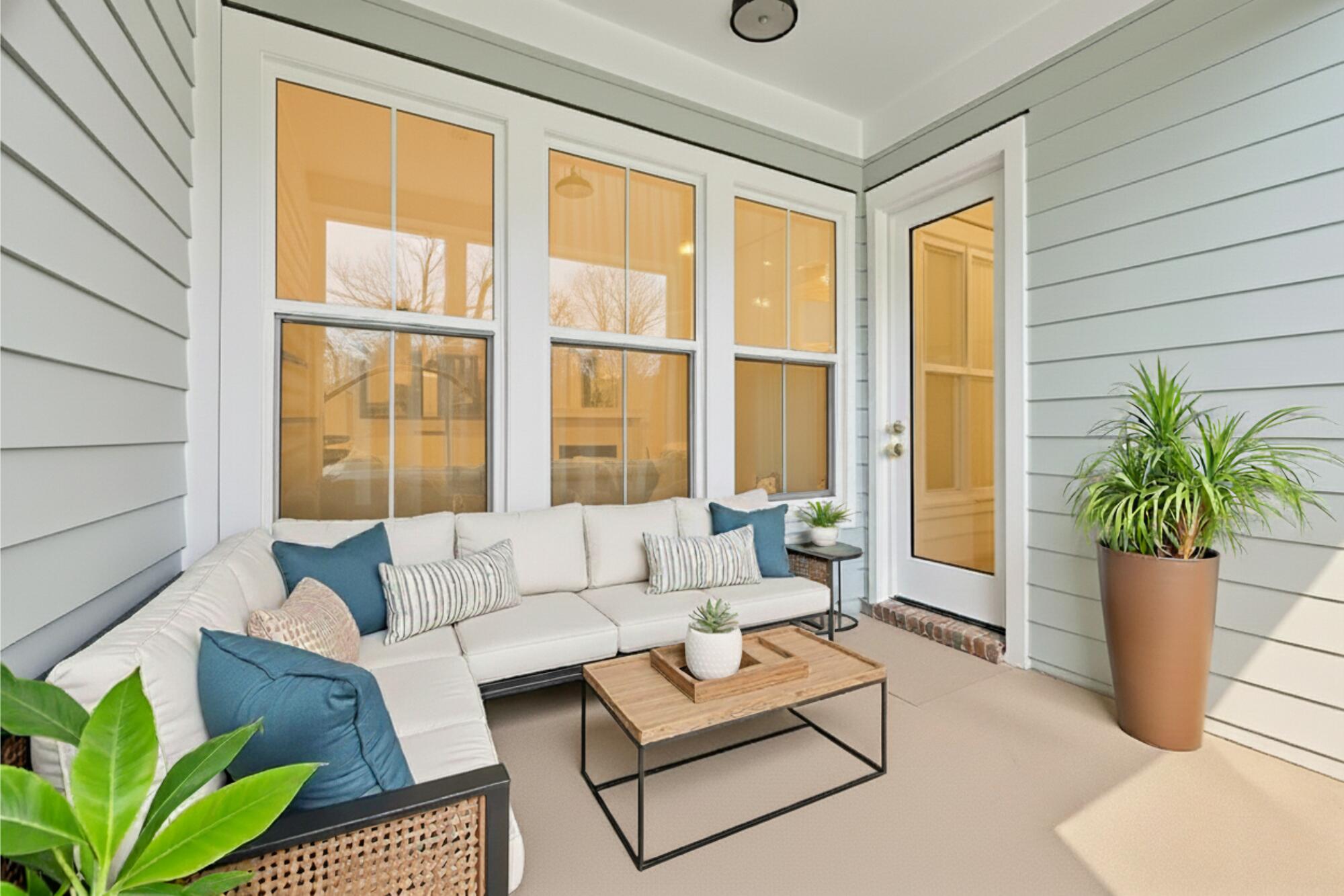 1032 Avenue Of Oaks