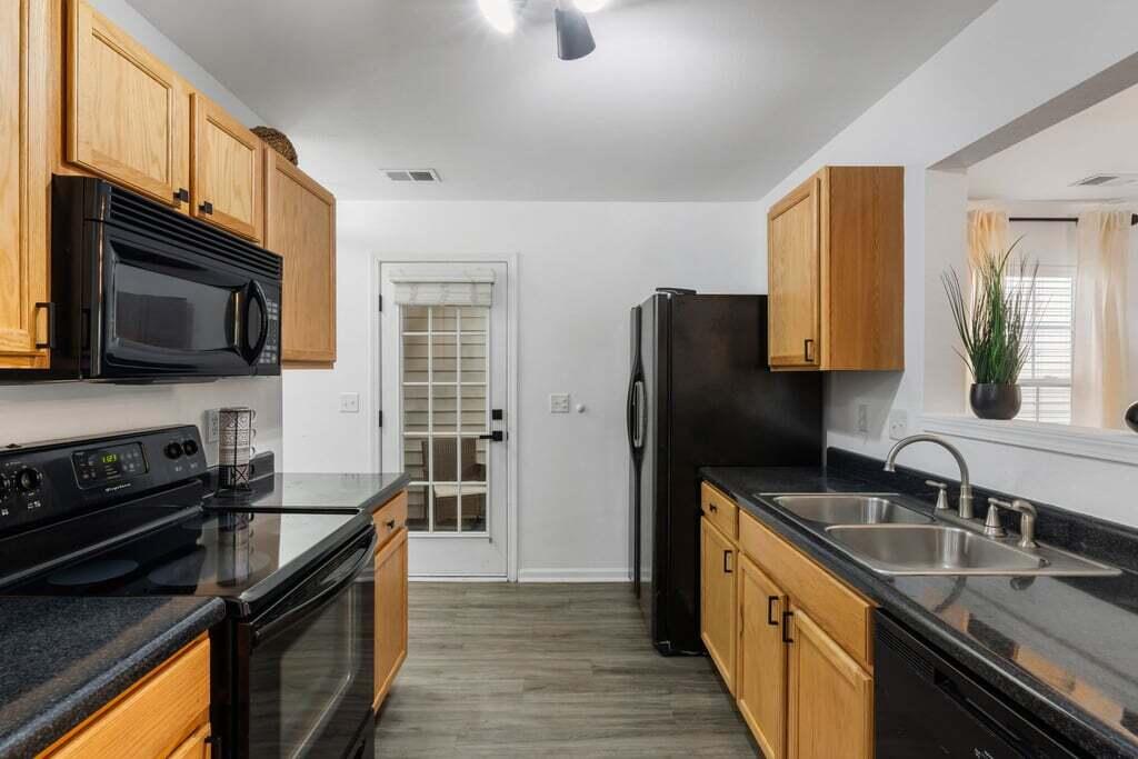 1207 Vistiana Drive