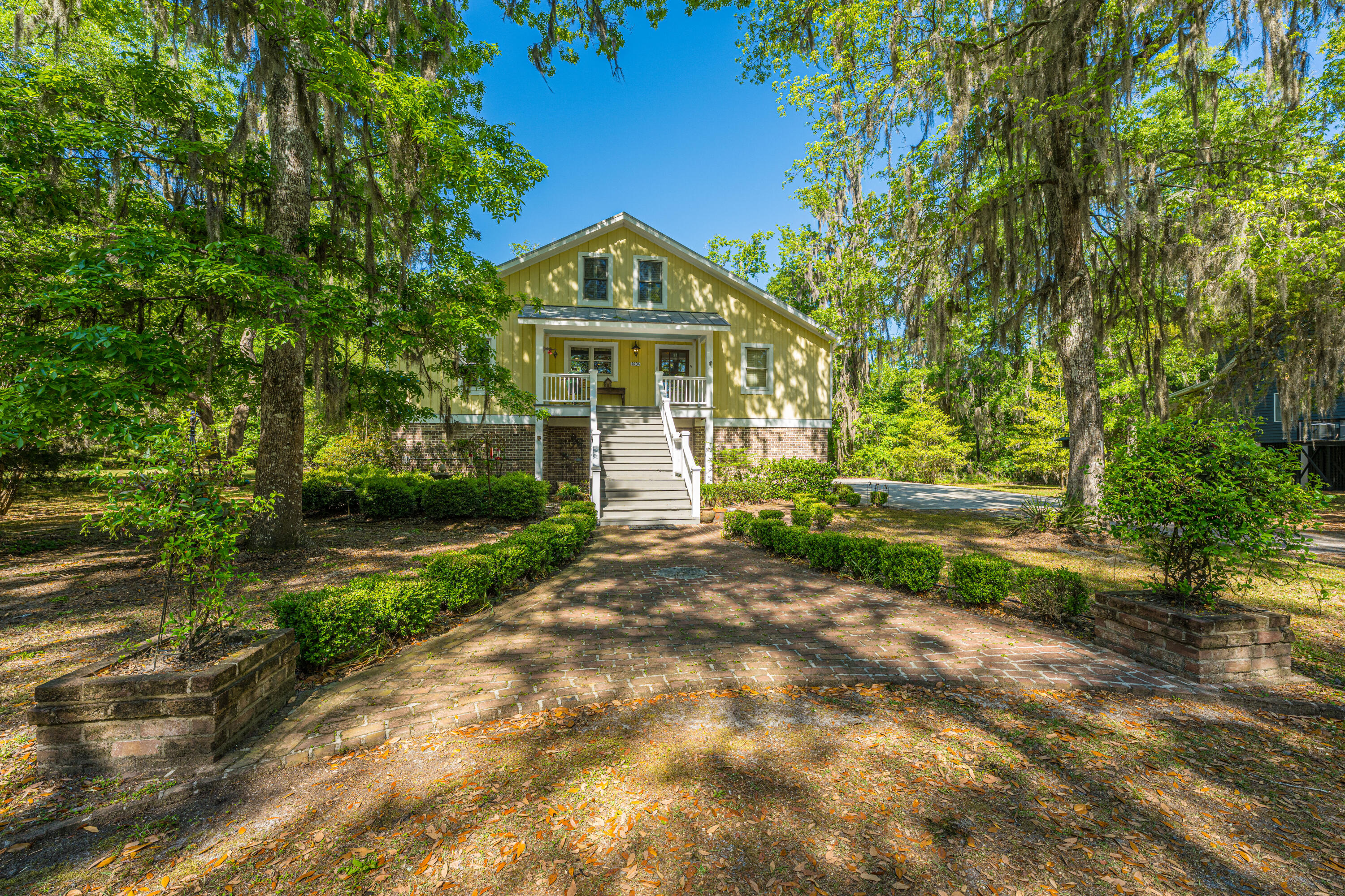 9434 Savannah Highway