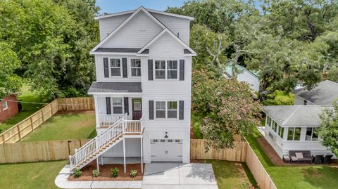 Photo of 536 Kell Place, Charleston, SC 29412 (MLS # 25019134)