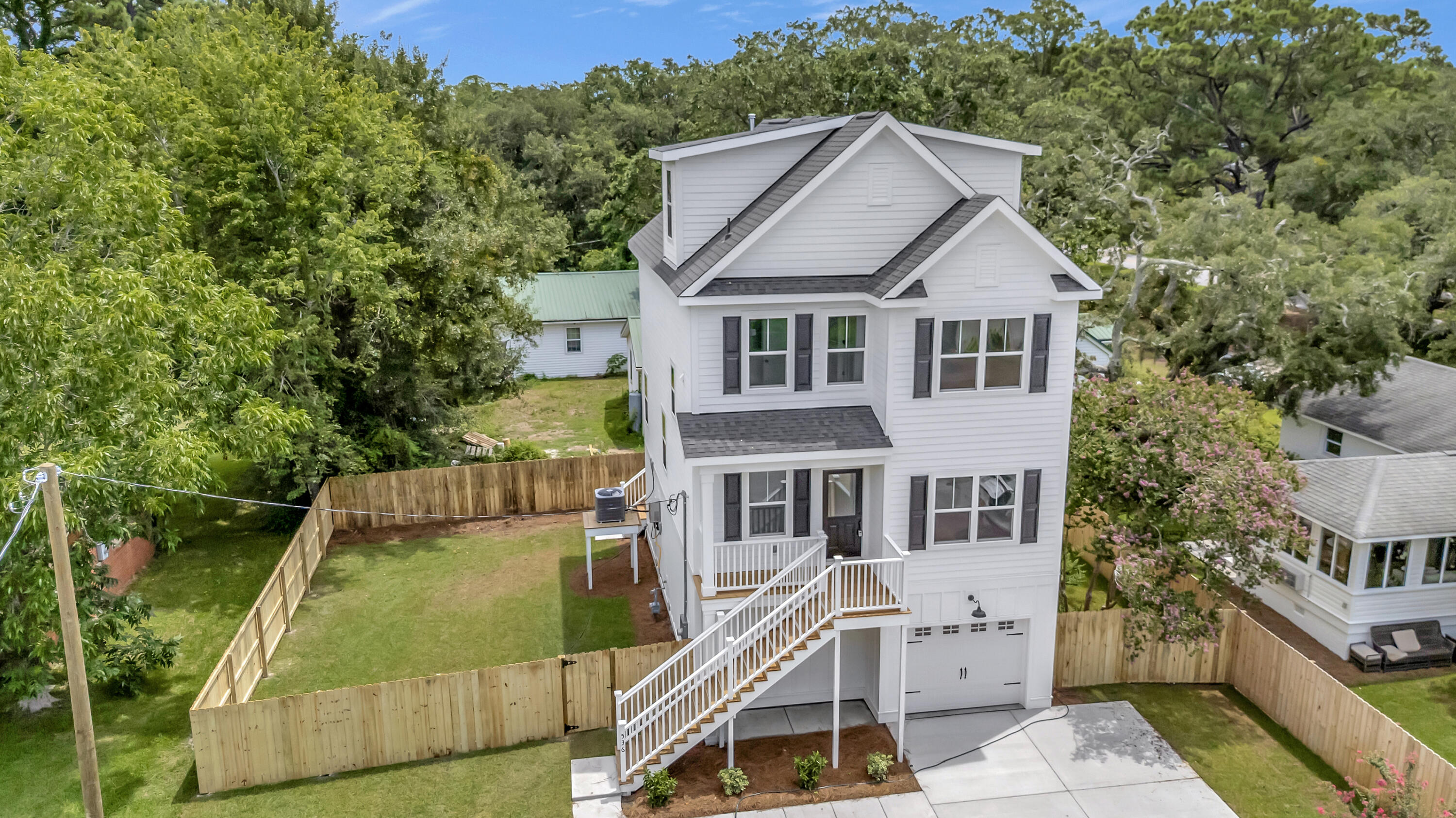 536 Kell Place