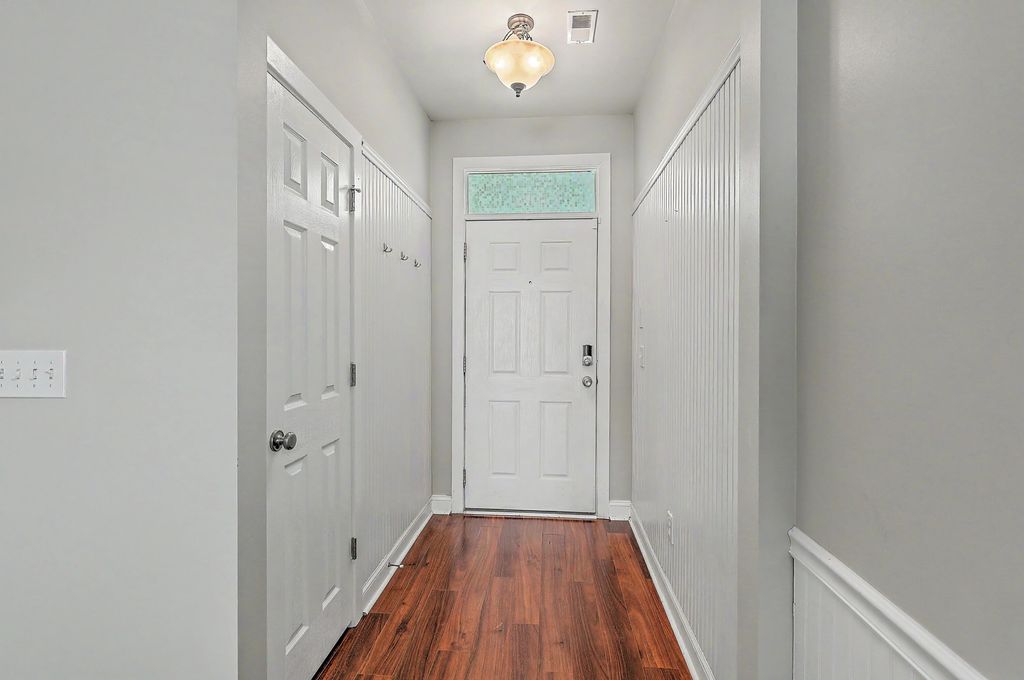 Photo of 104 Pavilion Street, Summerville, SC 29483 (MLS # 26014870)