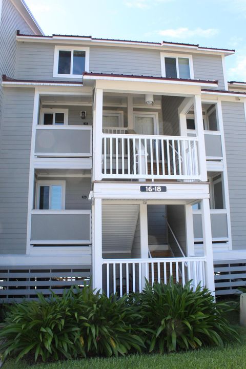 17 W Mariners Cay Folly Beach SC 29439