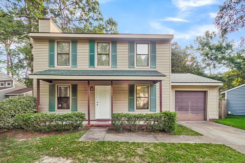 Photo of 105 Bridgecreek Drive, Goose Creek, SC 29445 (MLS # 26017112)