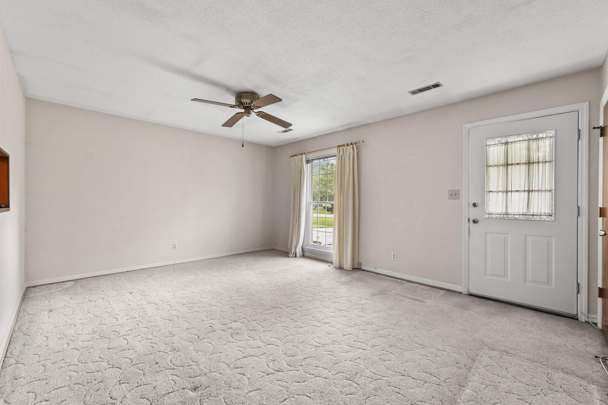 127 Clarine Drive