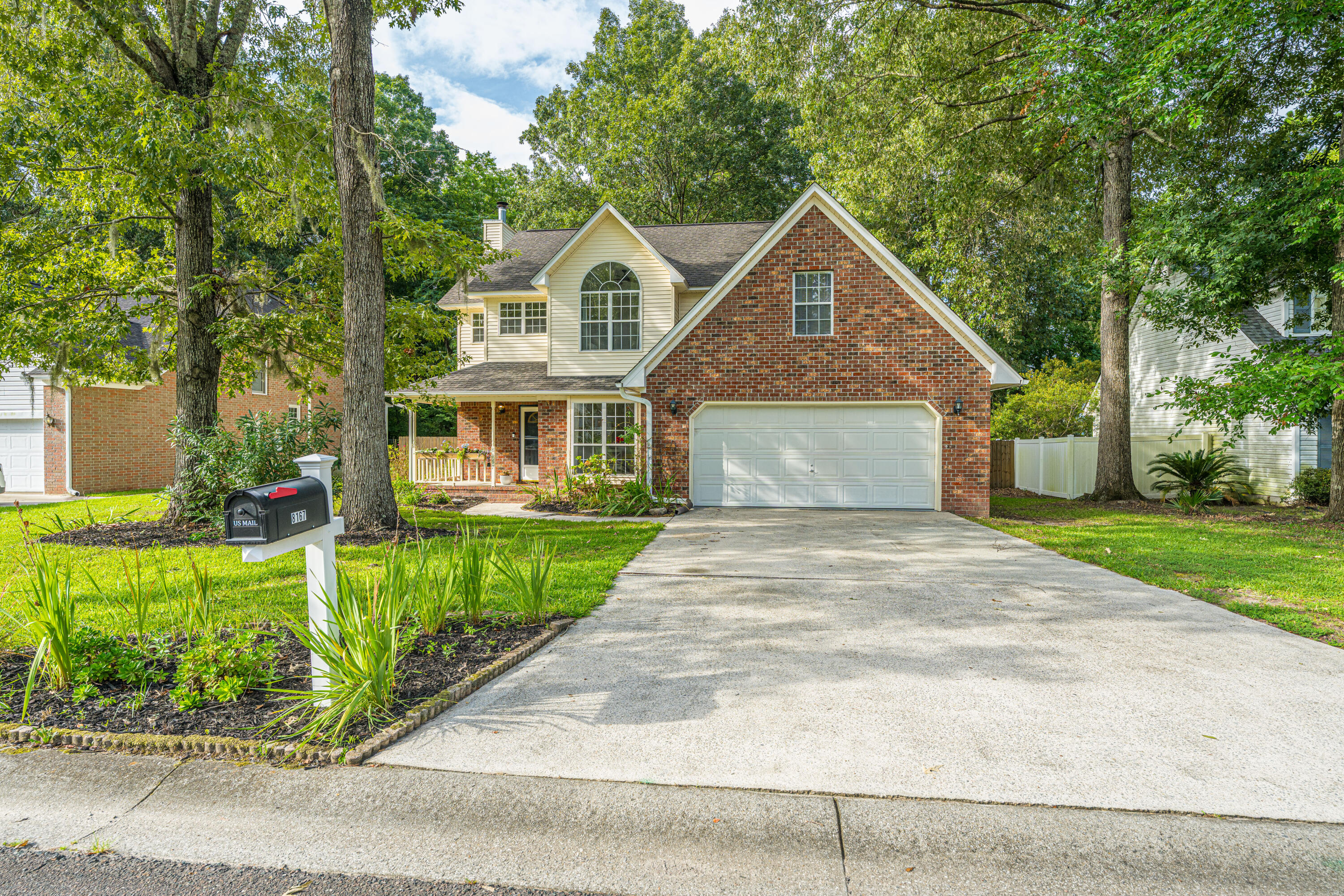 8167 Sherbrooke Lane