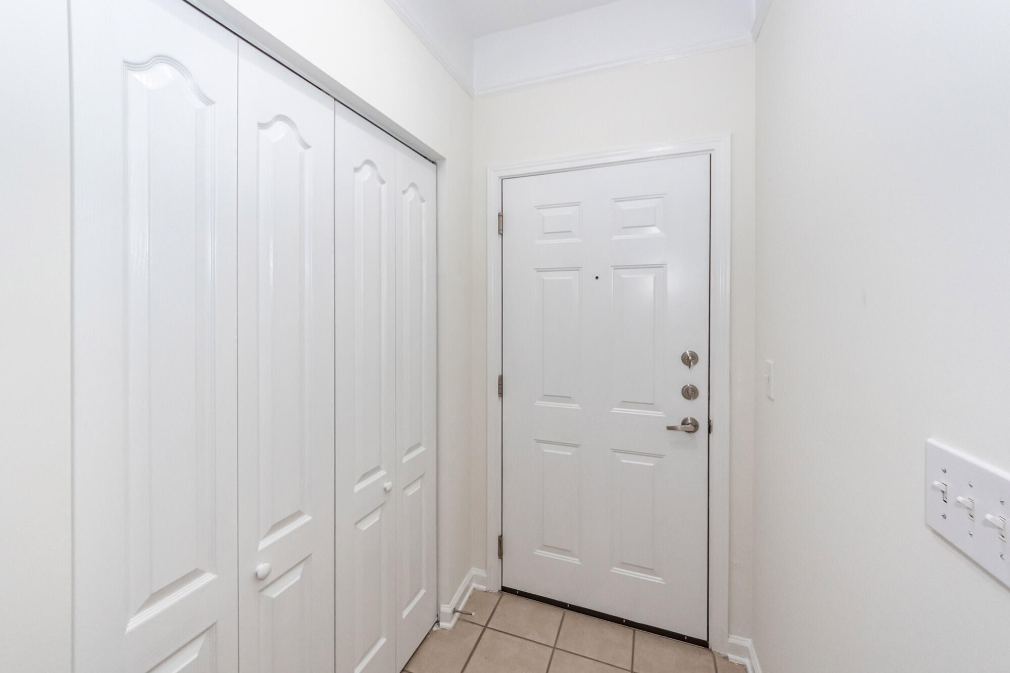 2211 Egret Crest Lane