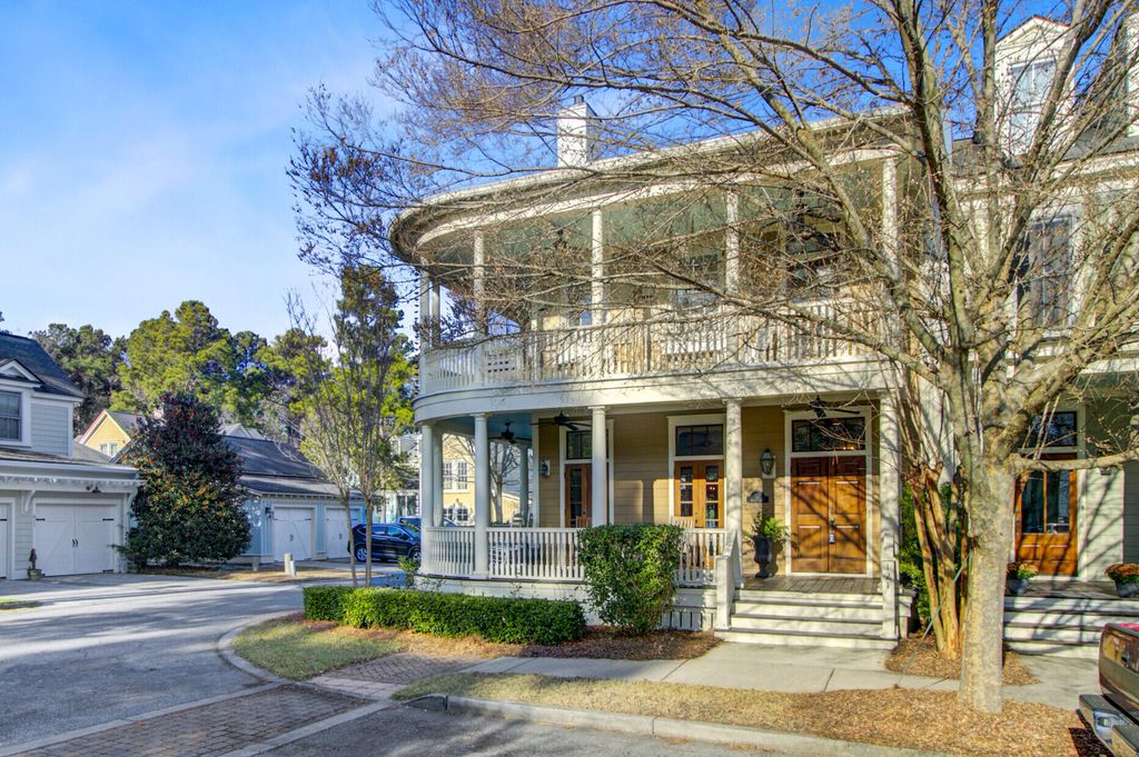 Photo of 121 Sabal Court, Summerville, SC 29483 (MLS # 26003083)