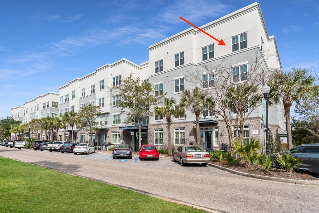 Photo of 200 River Landing Drive #401a, Charleston, SC 29492 (MLS # 26004261)