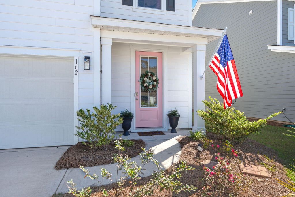 Photo of 162 Cherry Grove Drive, Summerville, SC 29483 (MLS # 25028737)