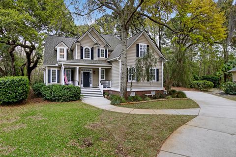 Photo of 1309 Country Wood Court, Mount Pleasant, SC 29466 (MLS # 26008642)