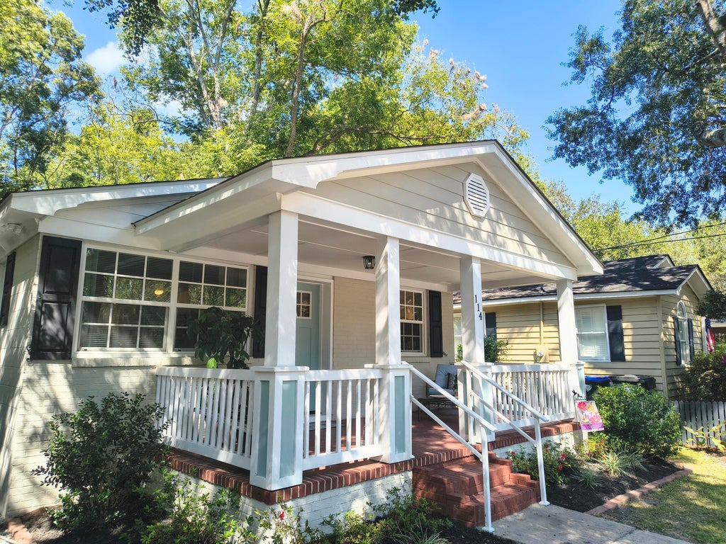 Photo of 114 Congress Street, Summerville, SC 29483 (MLS # 26027800)