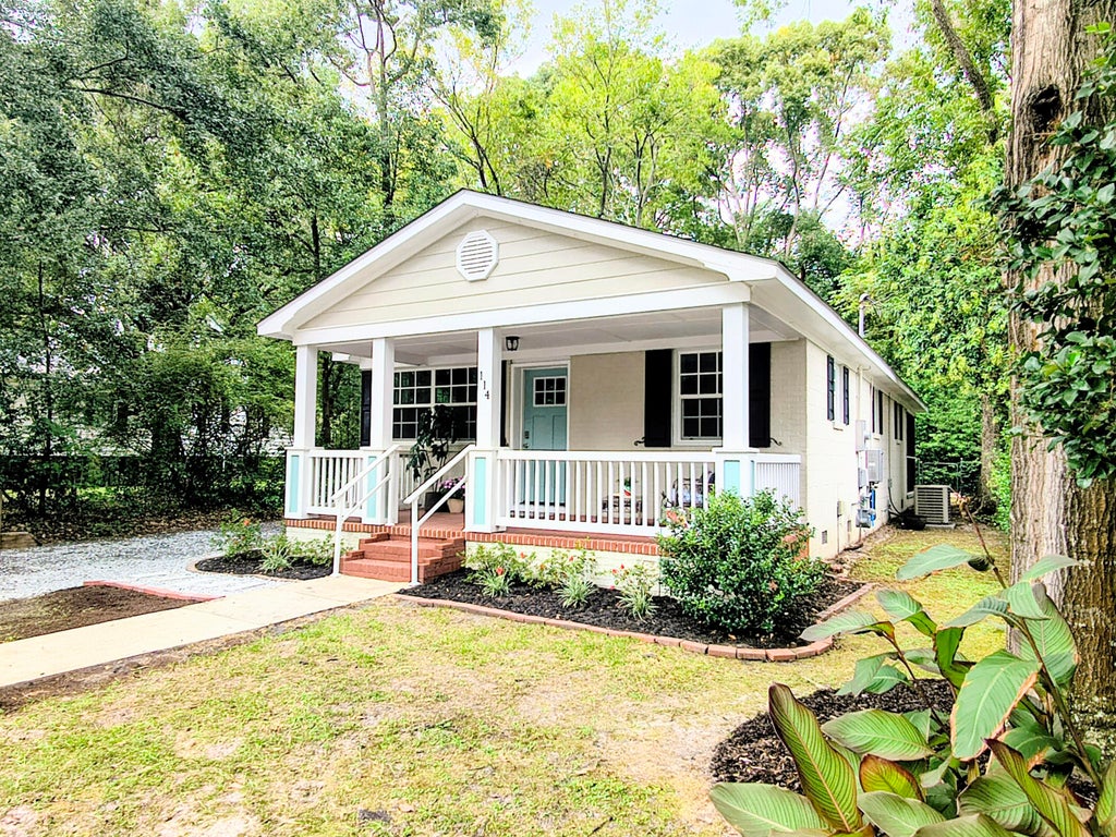 Photo of 114 Congress Street, Summerville, SC 29483 (MLS # 26027800)