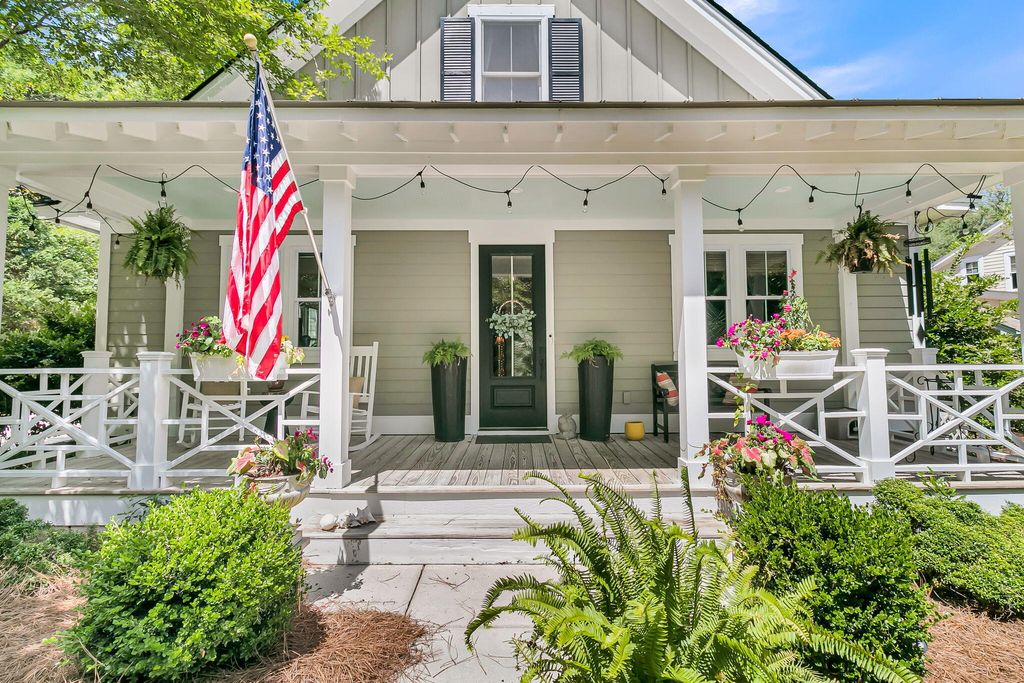 Photo of 5209 Forest Oaks Drive, Hollywood, SC 29449 (MLS # 26013298)