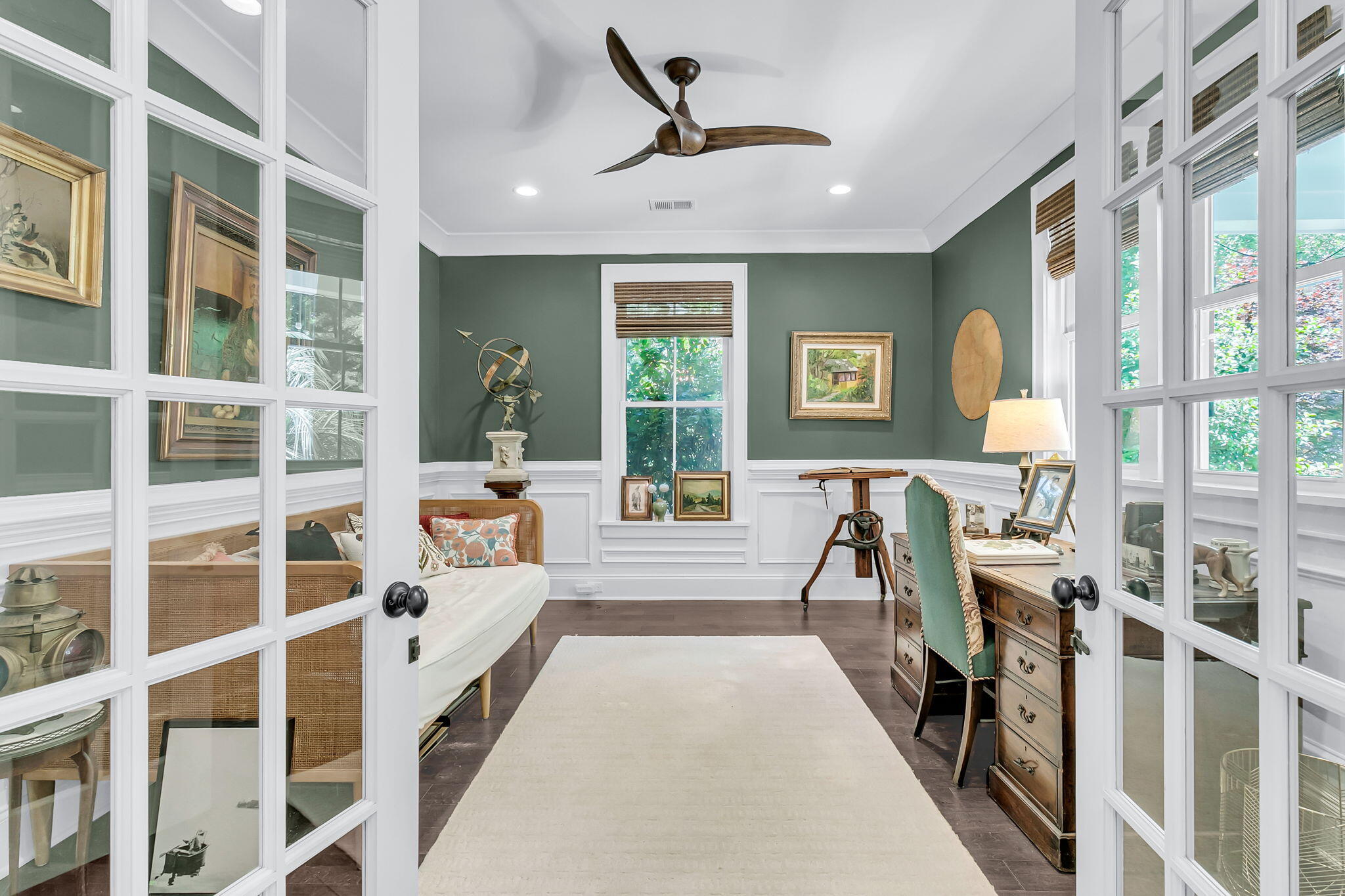 5209 Forest Oaks Drive
