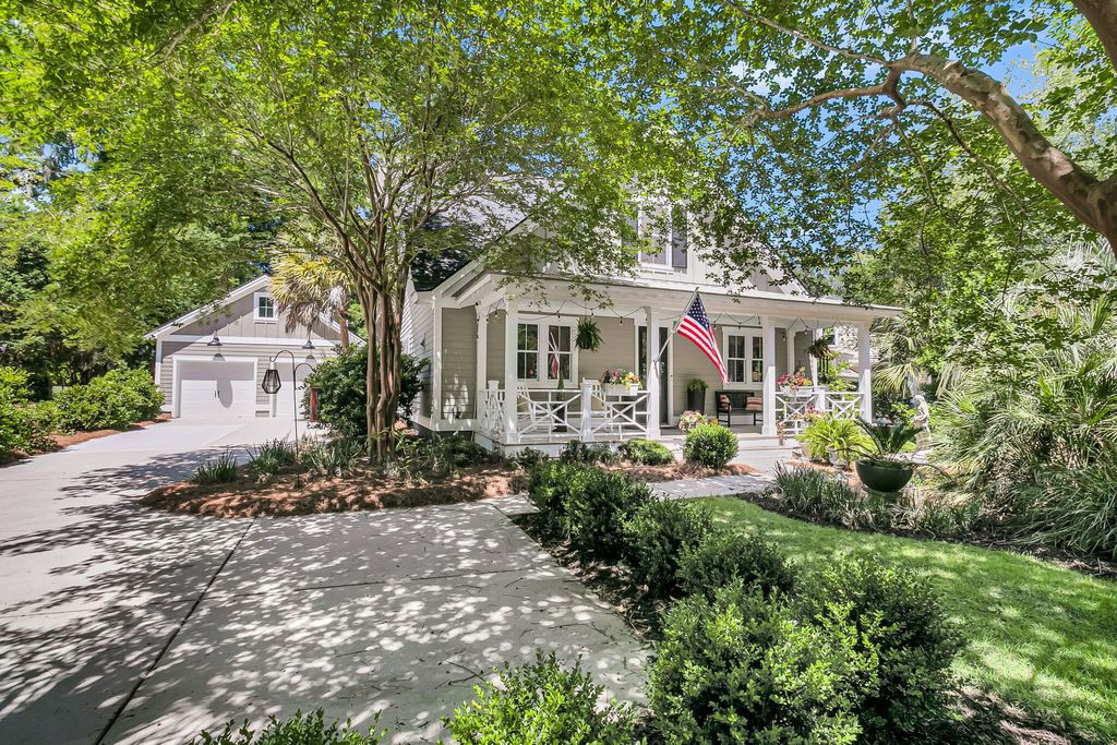 Photo of 5209 Forest Oaks Drive, Hollywood, SC 29449 (MLS # 26013298)