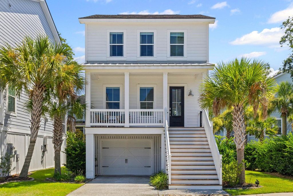Photo of 775 Forrest Drive, Charleston, SC 29492 (MLS # 26001478)